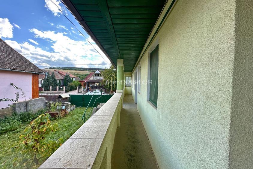 Casă cu 2 camere și teren generos | Roteni | 69.000 € - 7