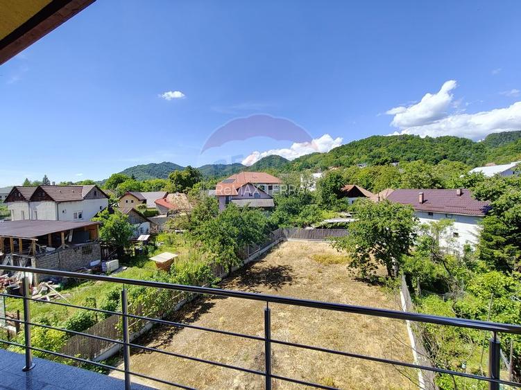 DE ÎNCHIRIAT – Spațiu comercial generos P+2 în zonă Centrală - 13