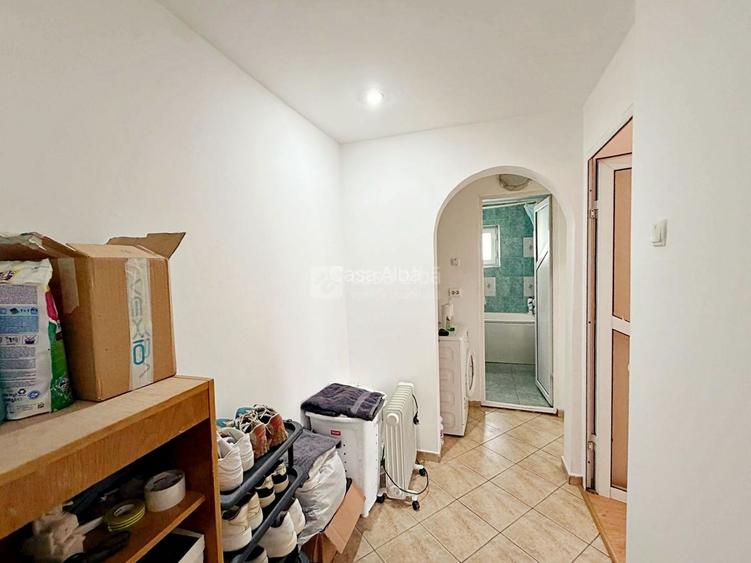 Pacurari - Moara de Foc, 3 camere decomandat, luminos, etaj 3 - 10