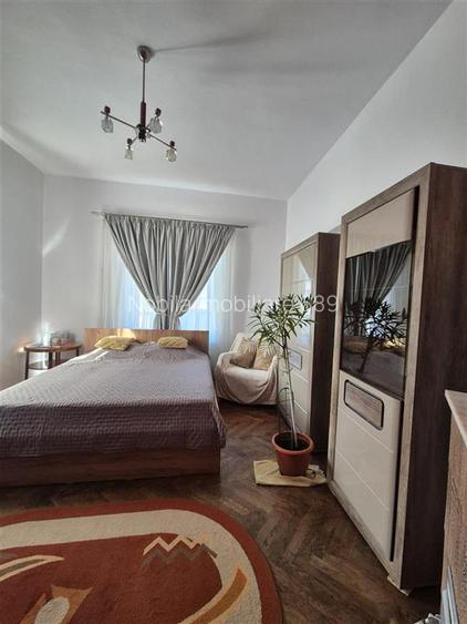 Casa de vanzare cu gradina si curte in Orasul din Inima Sarii Targu Ocna - 5