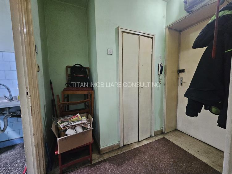 Soseaua Stefan cel Mare doua cam et 1 vedere stradala langa parcul circului - 6