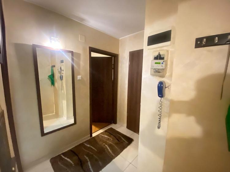 Apartament 3 camere Romană,metrou la scara,v20