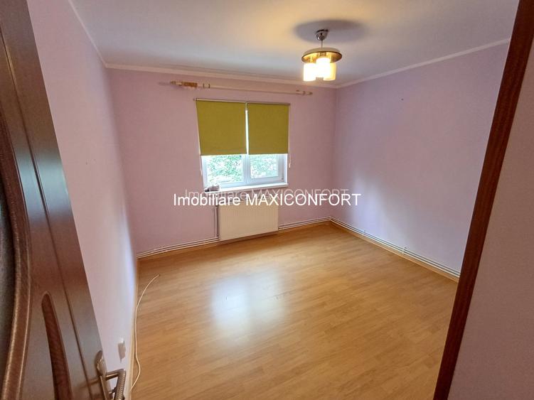 Vanzare apartament 3 camere - Imobiliare MAXICONFORT - 3