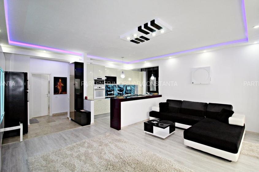 Apartament modern in prima linie la mare. Comision 0%. - 2