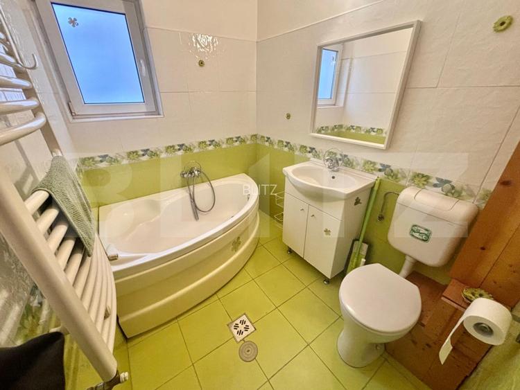 Apartament 3 camere 53 mp , 2 parcari, curte  - 11