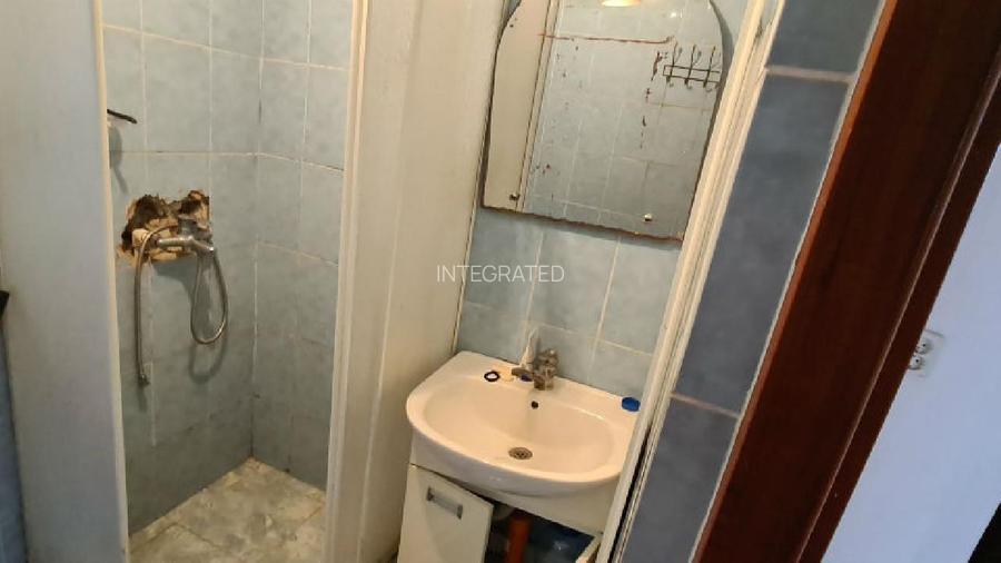 CARTIER PROGRESUL - SLATINA, Apartament cu 3 camere - 40 mp - etaj 4/4, Str - 2