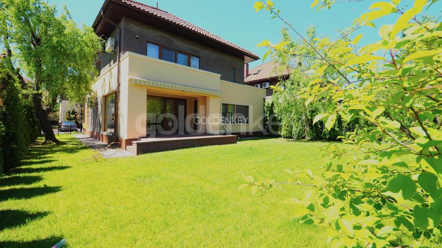 Vila individuala in cartier rezidential cu paza si piscina - 2
