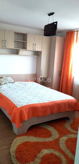 Apartament 3 camere Tractorul - 13