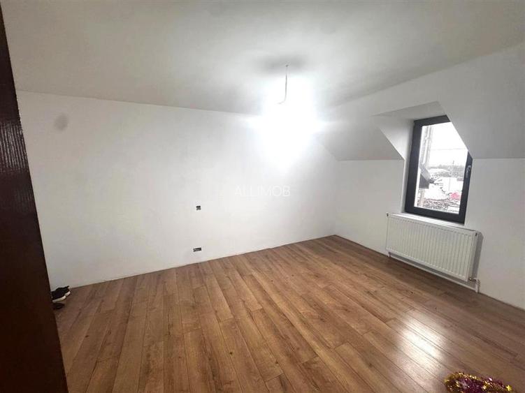 Casa 7 camere in Manesti. - 15