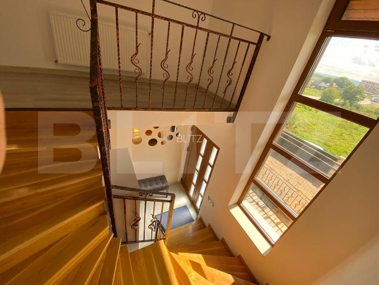 Casa spatioasa cu teren generos de 1600 mp, ideala pentru locuinta sau investiti - 17