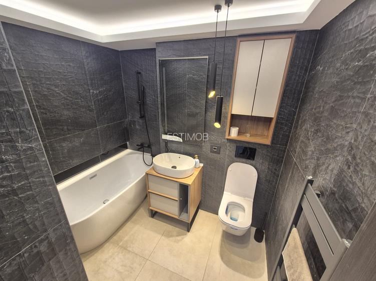 Chirie  Apartament 2 Camere decomandat Centrul Civic Complex  Cosmopolit - 50