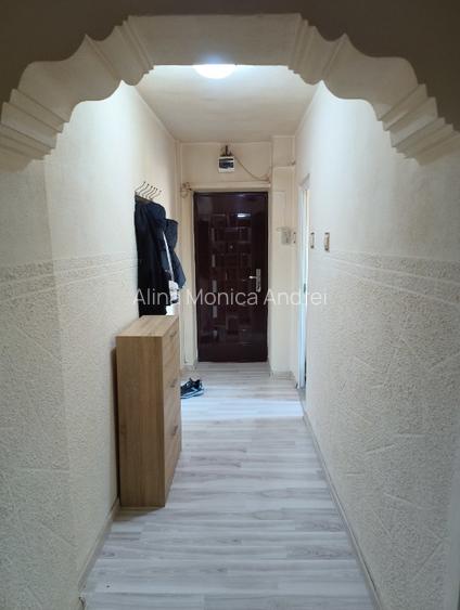 Inchiriez apartament zona Delfinariu Constanta - 11