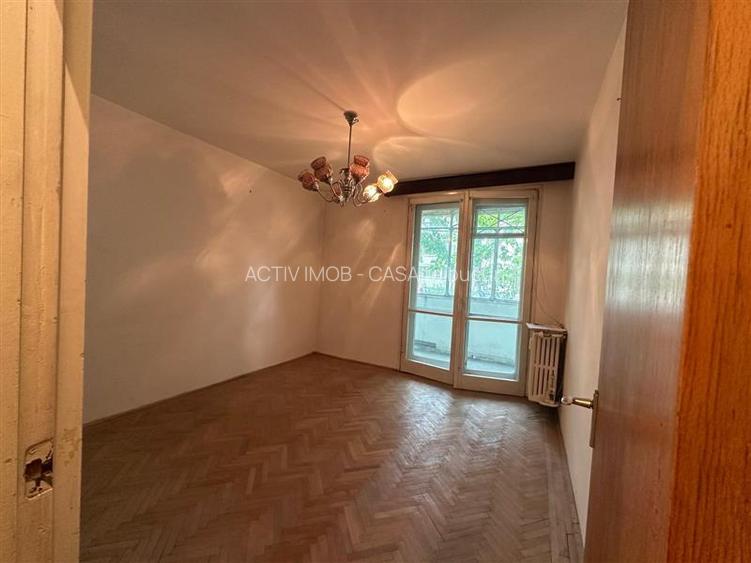 3 camere - Titan - Aleea Solidaritatii - 2