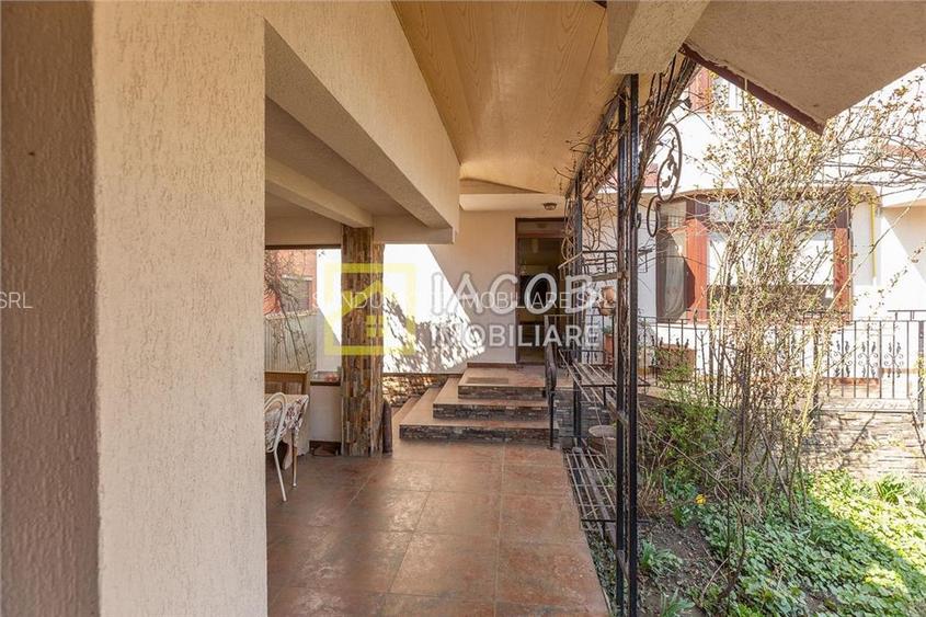 Vila Duplex cu 10 camere, cartier Serbanesti, Bacau - 5
