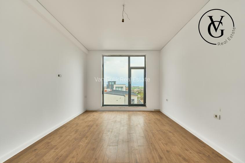 Vila modernă - finisată -terasă circulabila vedere lac și mare - 14