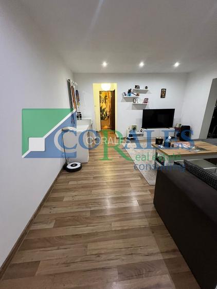 Zona Lipovei - 3 camere. La etajul 2, bloc izolat ! - 3