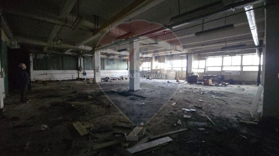 DE INCHIRIAT Spațiu comercial de 900mp în zona Nord-Est - 5