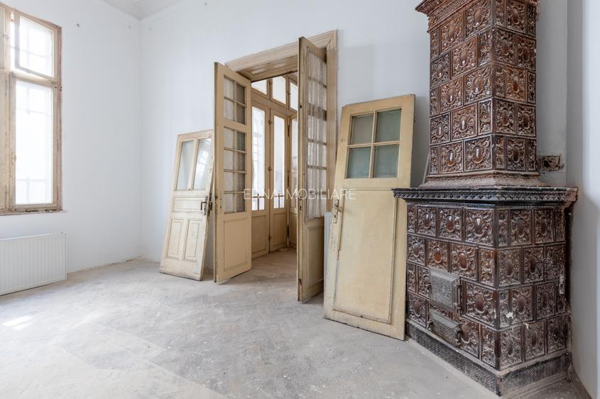 Strada Frumoasa  vila spatioasa cu arhitectura frumoasa - 5