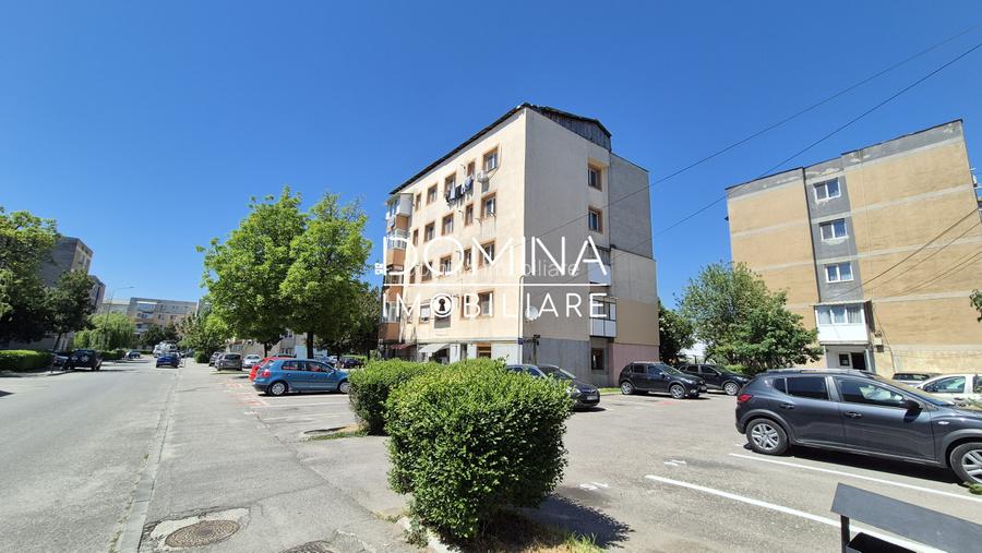 Vânzare apartament 3 camere, etaj 1, mobilat/utilat, în Tg. Jiu, str. Minerilor - 10