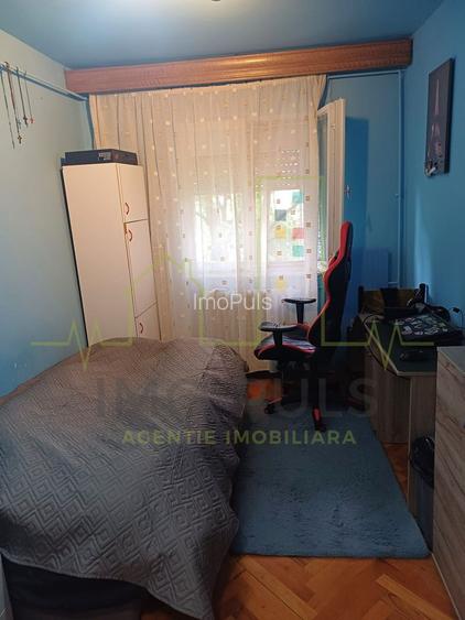 4 camere. Cetatii. Acoperis. - 6