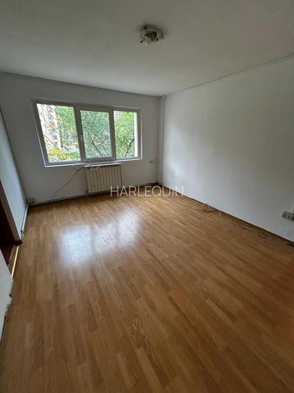 2 camere semidecomandat - 2