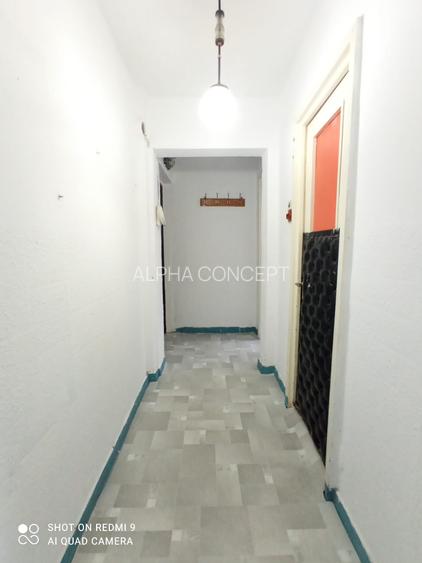 3 CAMERE etaj intermediar - Scoala 8 // INEL II - 10