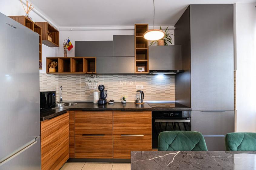 Apartament 3 camere zona Coresi/Top City - 2