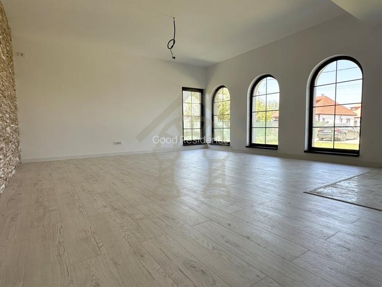 ULTIMA Vila Magia Vlasiei, LANGA PADURE - 18