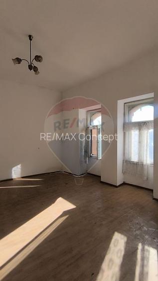 Apartament de vânzare în Palatul Berde, strada Horea - 26