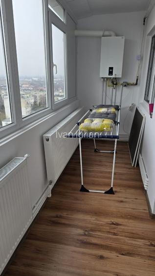 Vând apartament 2 camere  - 4