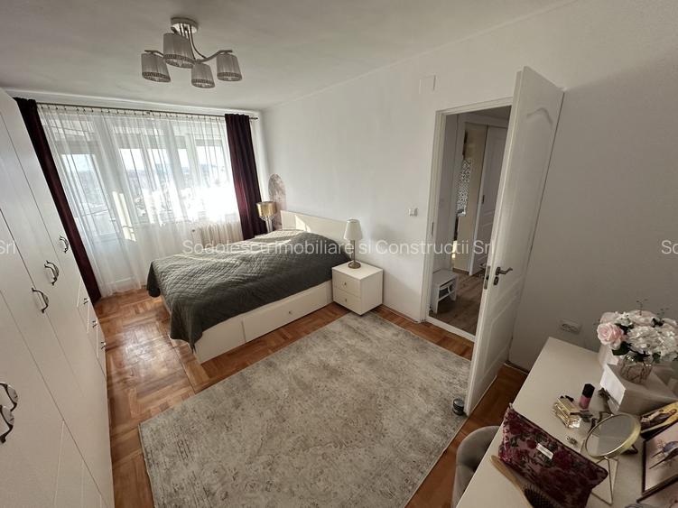 Apartment 3 camere mobilat - 14