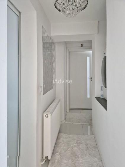 PROPRIETATE VERSATILA, complet renovată– 220 m² utili + 130 m² curte privată - 17