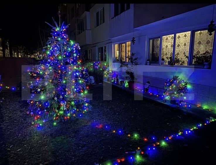 Apartament cu gradina propie de vanzare, 47 mp, zona Aleea Trandafirilor