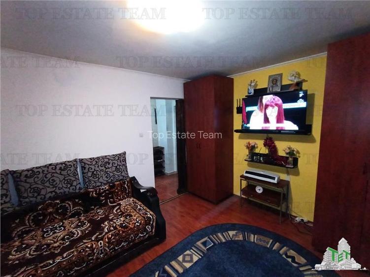 Apartament frumos cu doua camere la parter plus boxa intr-un bloc reabilitat din - 2