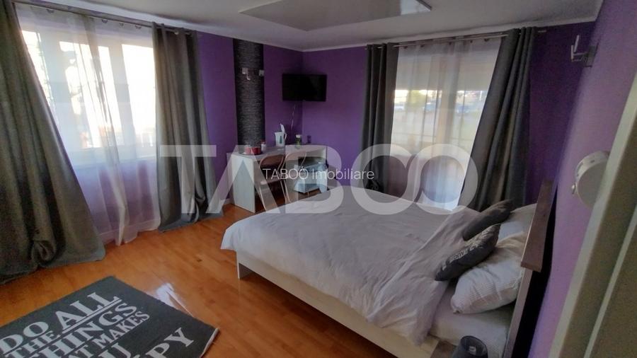 Casa de inchiriat cu 4 nivele avand etajele in regim hotelier Strand - 11
