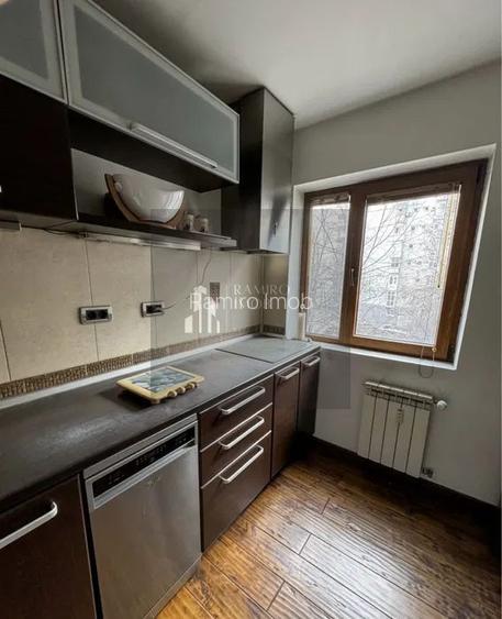 Apartament 2 camere decomandat 3 min de metrou Piata Sudului etaj 2 - 4