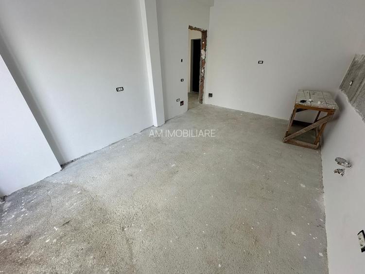 CASA INDIVIDUALA CARTIERUL LATIN, 4 CAMERE, TOATE UTILITATILE,COMIS 0% - 15