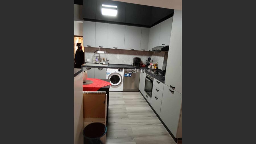 Comision 0 Casa de vanzare 4 camere pe Str. Miron Costin - 5