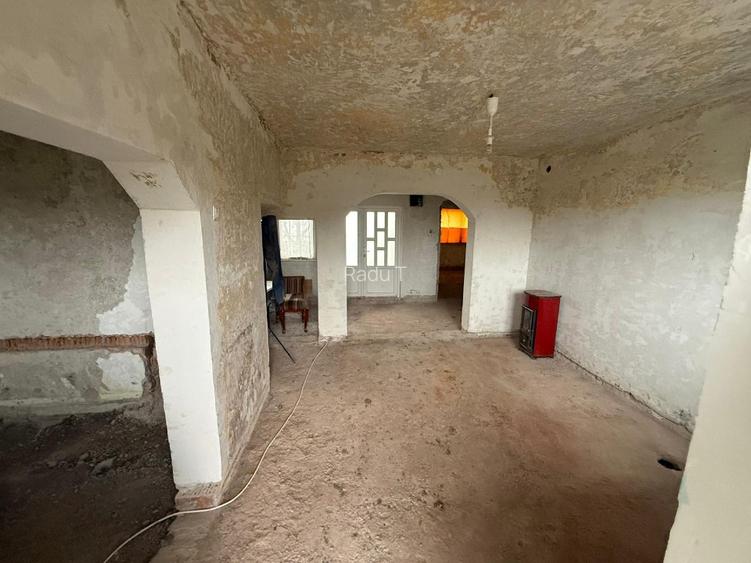 Casă de vânzare – Cartierul de Jos, Strada Alba Iulia | Zonă Buna - 7