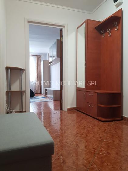 Inchiriere apartament 3 camere, metrou Bucur Obor, curat, etaj 2, 600 euro - 14
