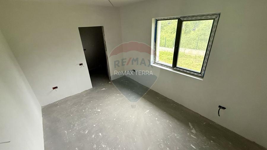 Casă nouă de vânzare zona Unguraș/Baia Sprie - 9