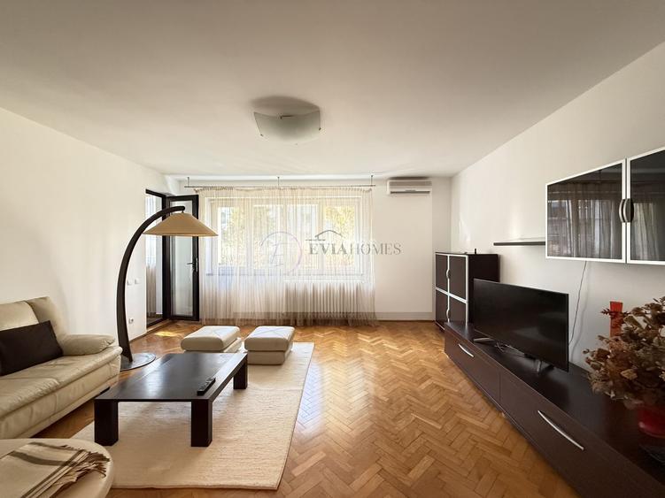 90mp /3 camere/2 bai/ parter inalt/ garaj inclus/ Cartier Plopilor - 2