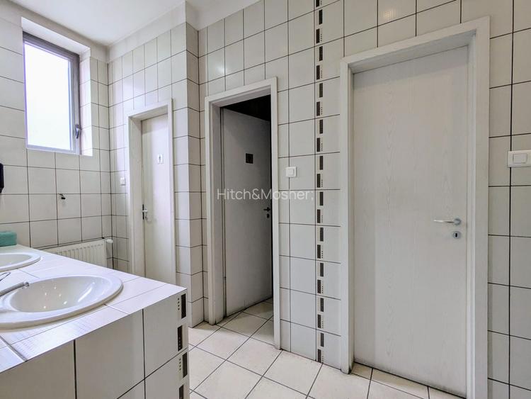 Cladire mixta de birouri si spatii comerciale - Comision 0% - 16