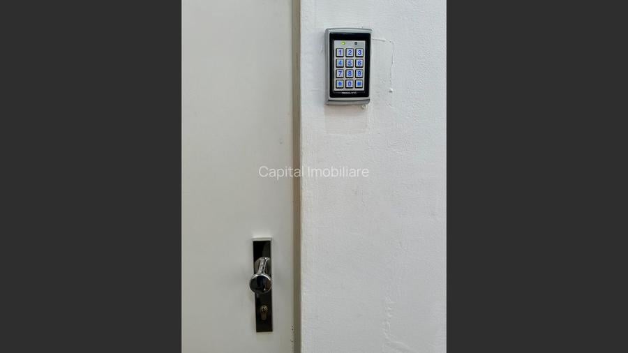 Spatiu de birouri ULTRACENTRAL de inchiriat  - 15