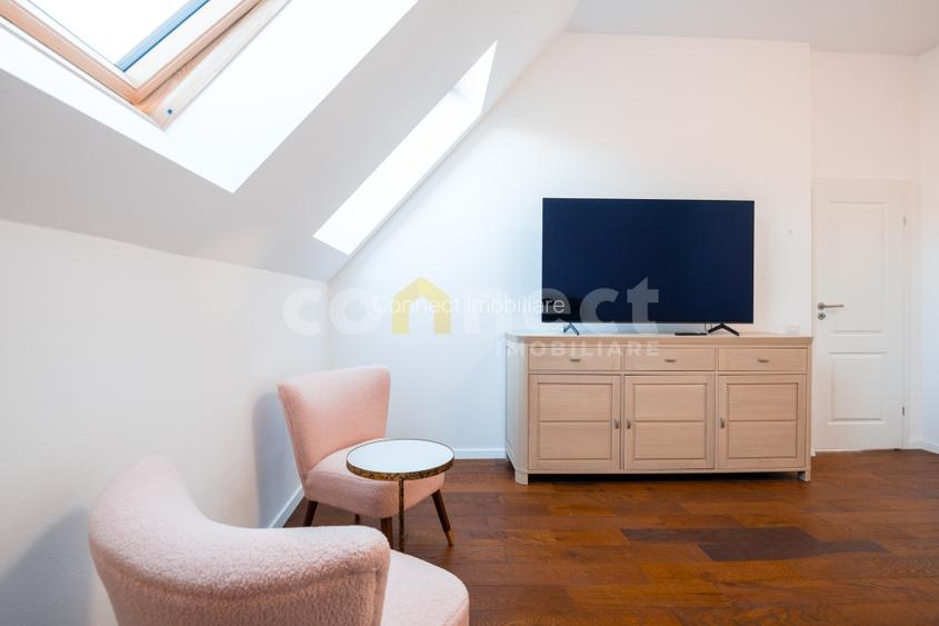 Vila / Casa de vanzare in Andrei Muresanu 2 unitati locative - 9