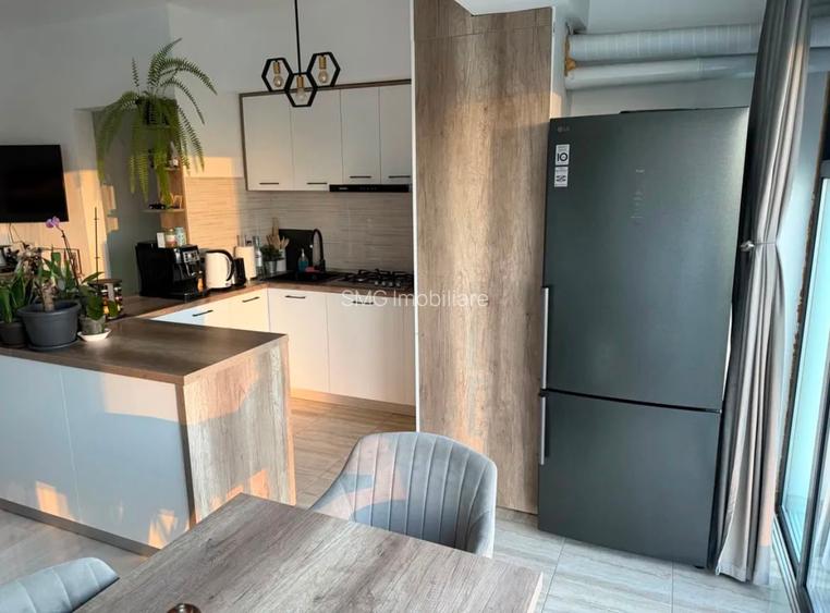 APARTAMENT 3 CAMERE - VEDERE LA LAC – Gherghitei- Comision 0 - 4