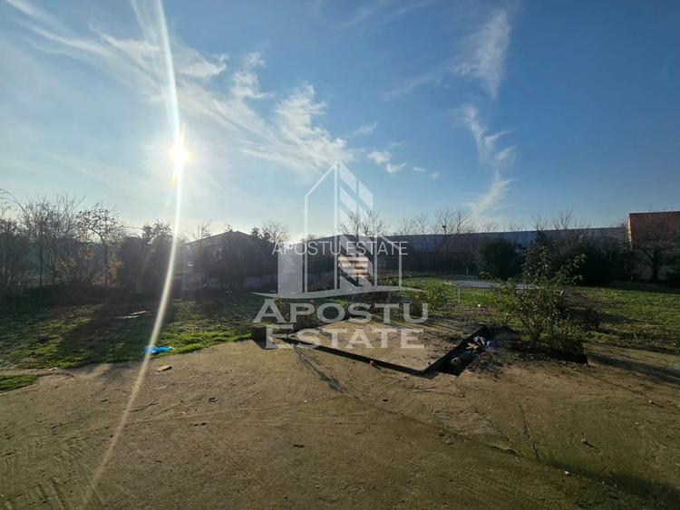 Casa individuala la intrare in Sag, teren de 1.800 mp,  mobilata - 35