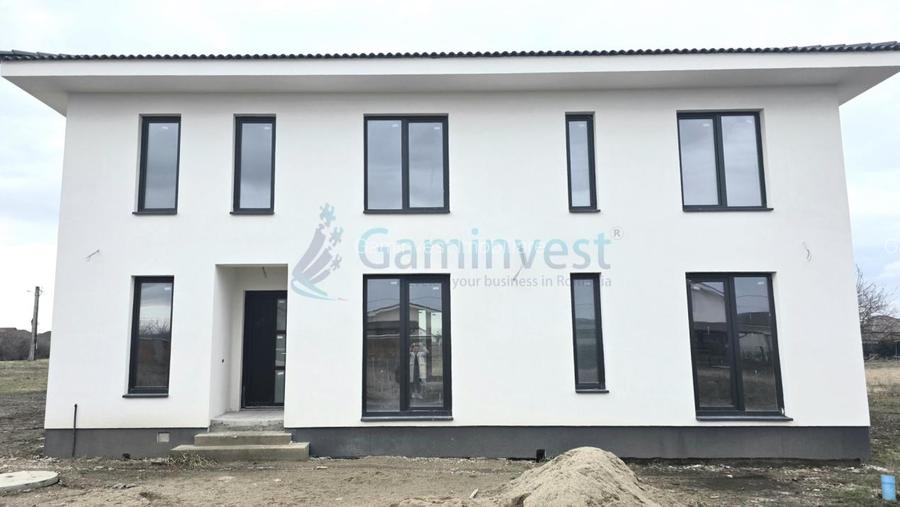 Imobil cu destinatie multipla - comercial si de locuit in Santandrei, Bihor - 6