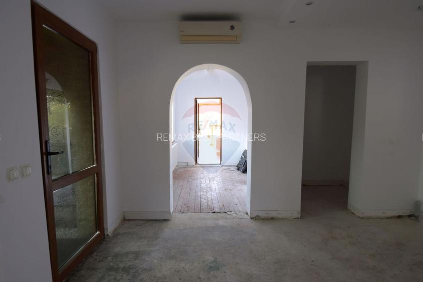 Casa cu 2 camere si 912 mp teren de inchiriat, zona Baciu - 5