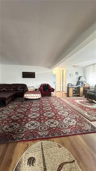 Casa de vanzare in Poiana cu Teren de 350 mp - 12